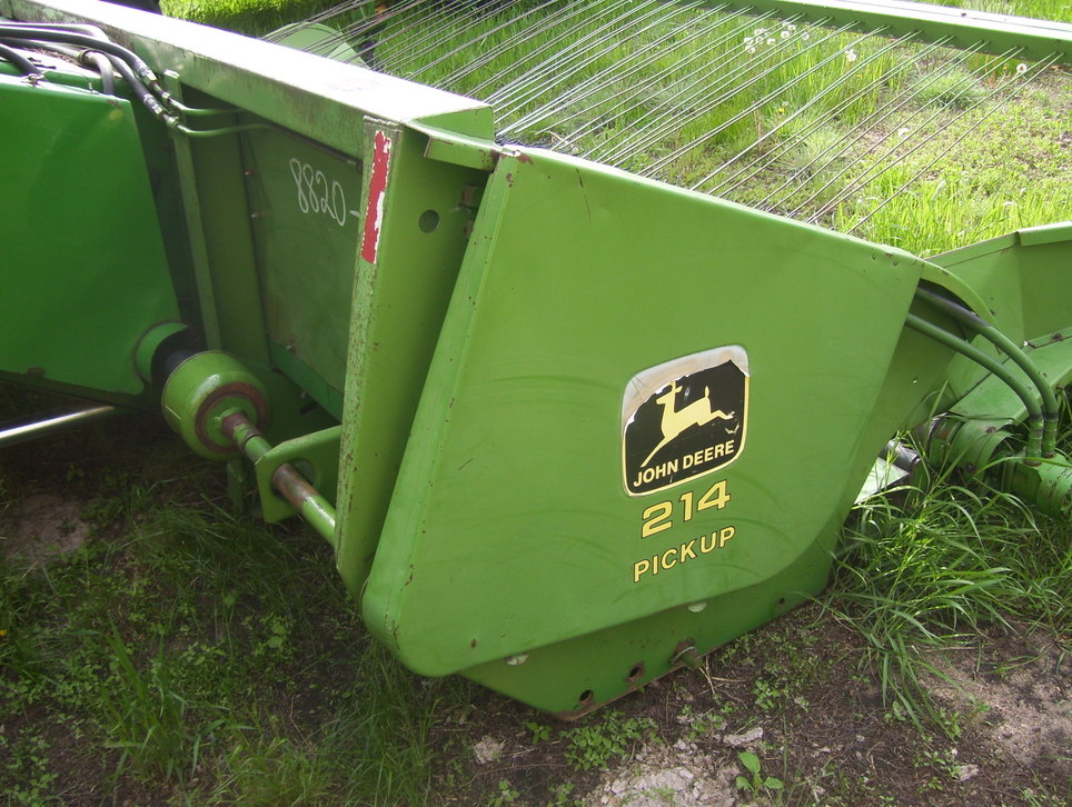 214 HEADER W/7 BELT JD PICK-UP